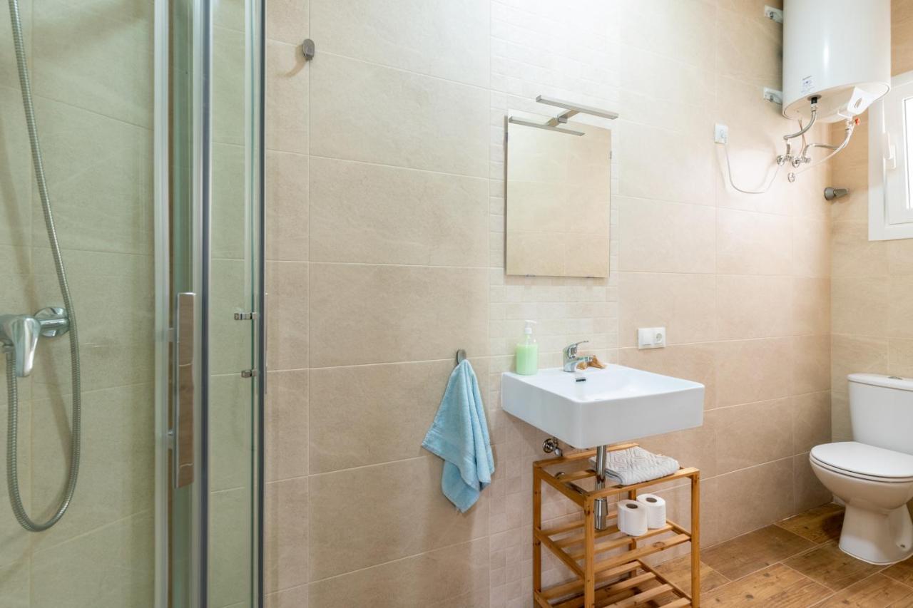 Aoa Conde De Ibarra Apartment Севилья Экстерьер фото